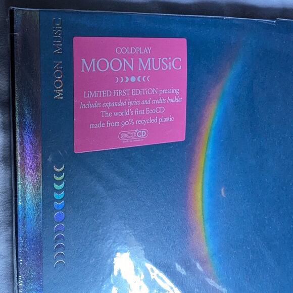 Coldplay Moon Music Signed CD Limited First Edition First Eco Rainbow EcoCD - Picture 10 of 12